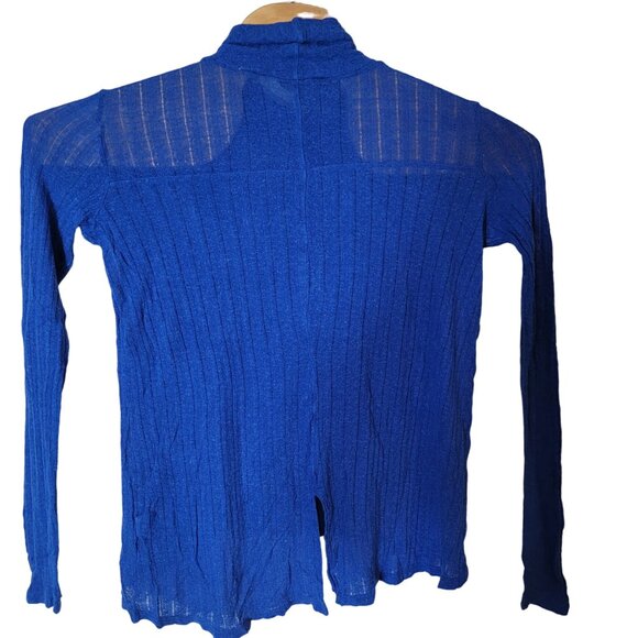 Lucky Brand Women's Front Cropped Turtleneck Top Size Large‎ Blue Long Sleeve - Picture 3 of 4